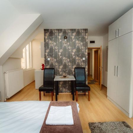 Duga Apartmani ครากูเยวัตส์ ภายนอก รูปภาพ