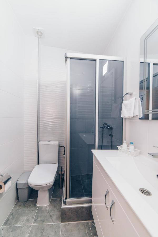 Duga Apartmani ครากูเยวัตส์ ภายนอก รูปภาพ